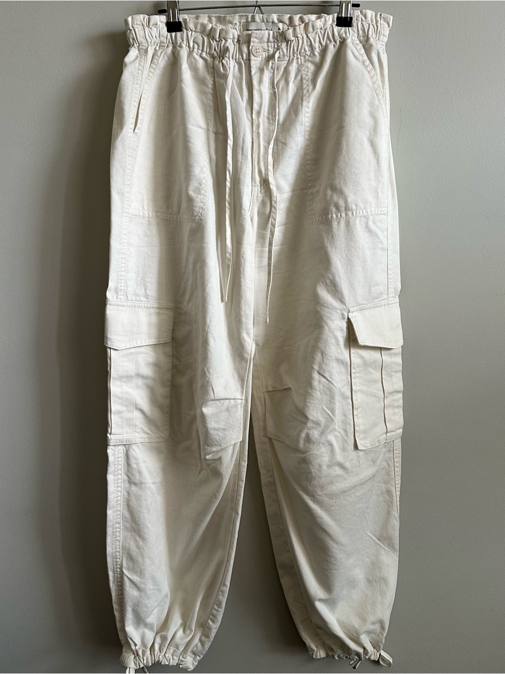 Women’s Abercrombie Pull-on Cargo Pants